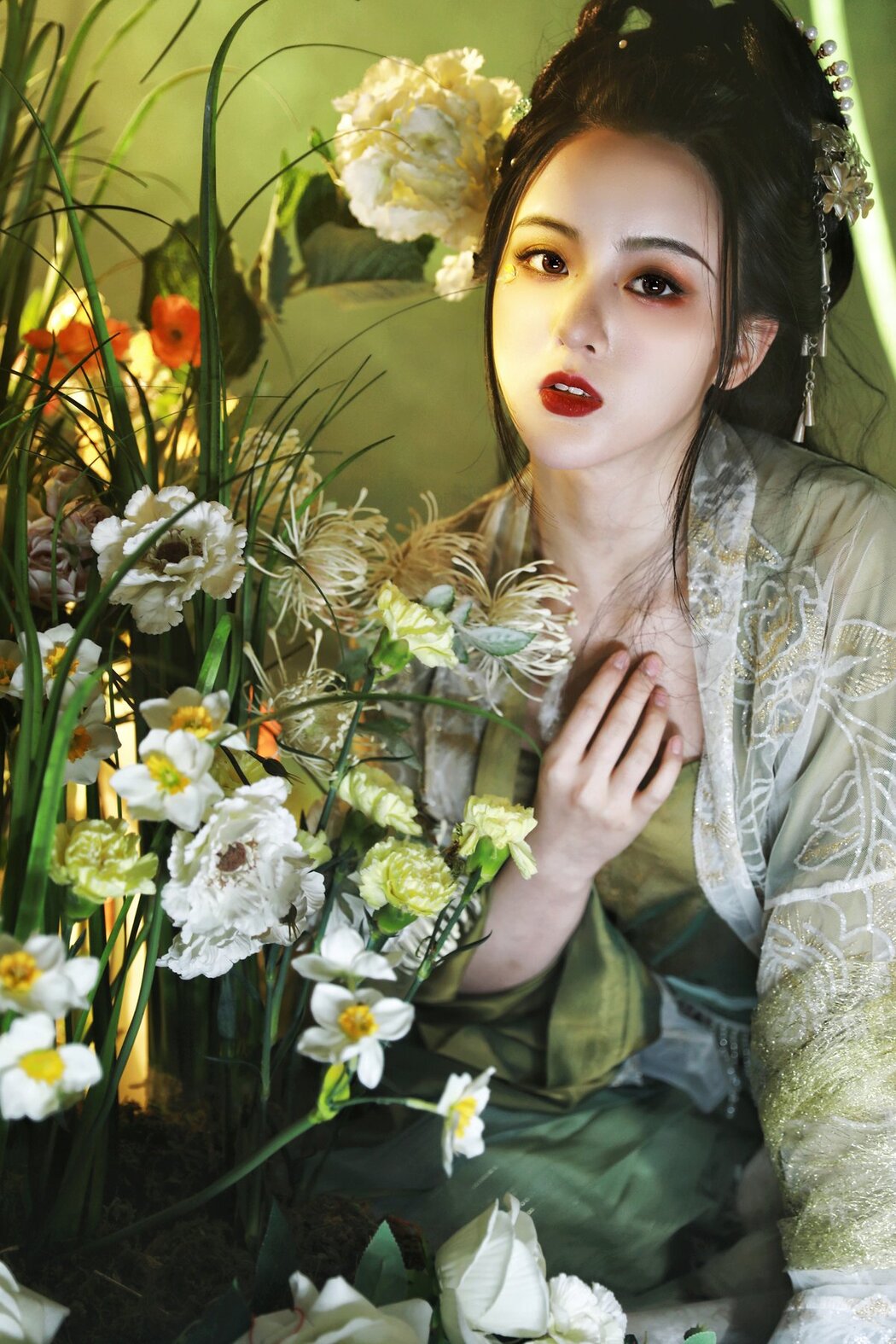 YiTuYu艺图语 Vol.2732 Tian Qing Hou De Ying Hua Hua