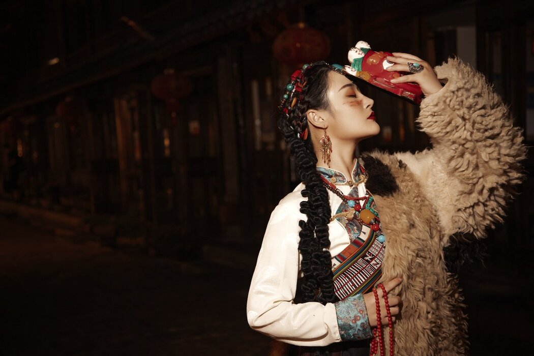 YiTuYu艺图语 Vol.2859 Lin Lin