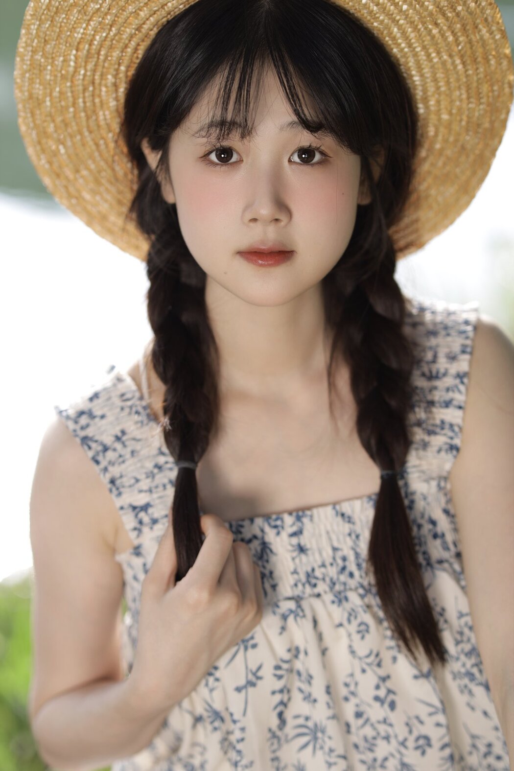 YiTuYu艺图语 Vol.2878 Xiao E Jiang Jiang Jiang