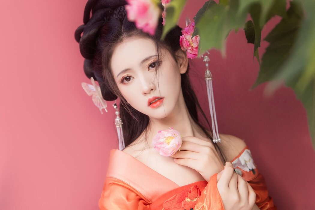 YiTuYu艺图语 Vol.2895 Lin Aki Nai