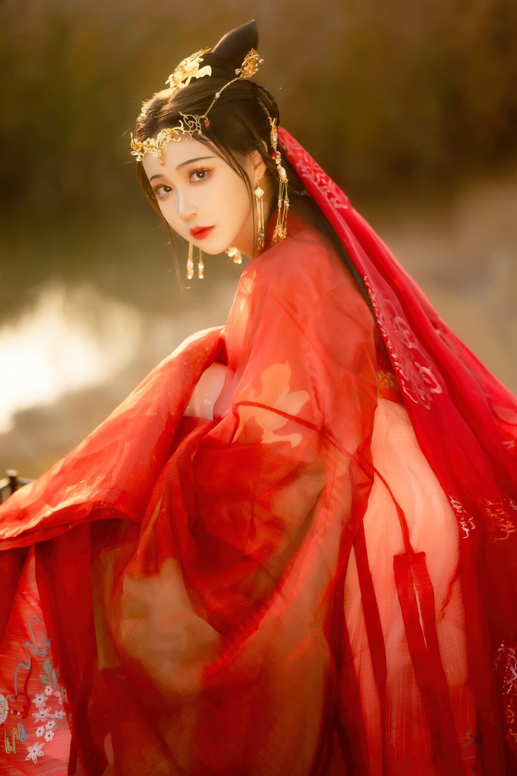YiTuYu艺图语 Vol.2885 Qi Luo Sheng De Xiao Su Su