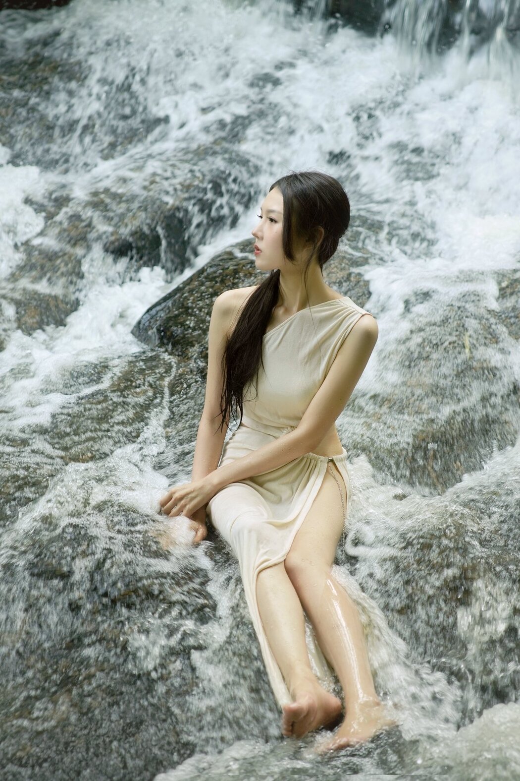 YiTuYu艺图语 Vol.2788 Yu Chun Viva