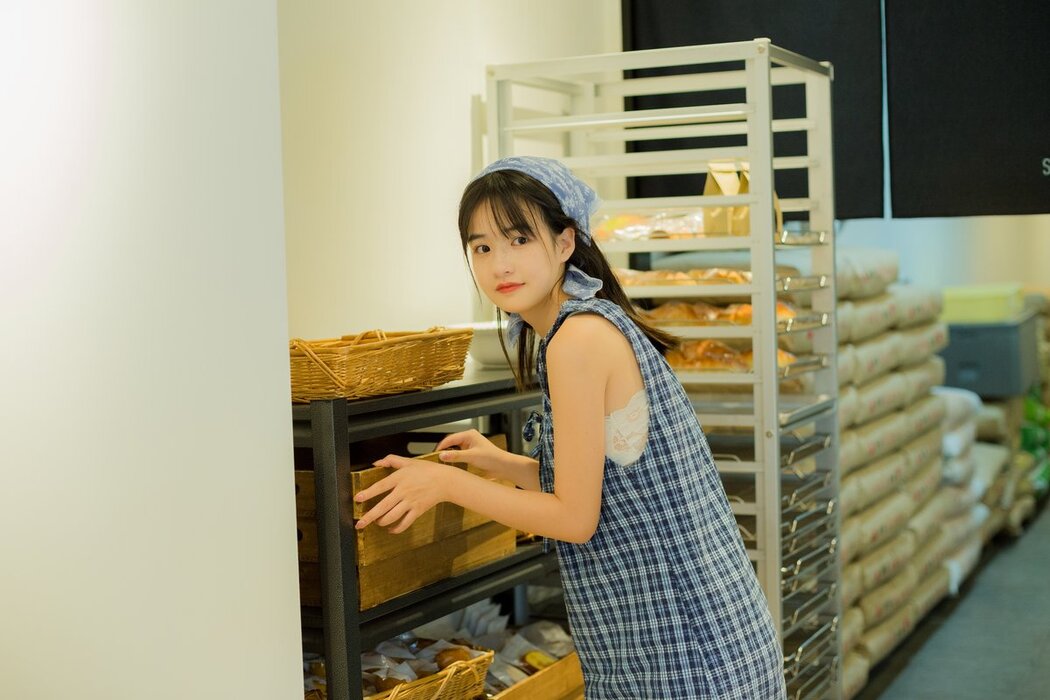 YiTuYu艺图语 Vol.2751 Xiao Yi Mei Mei Cute
