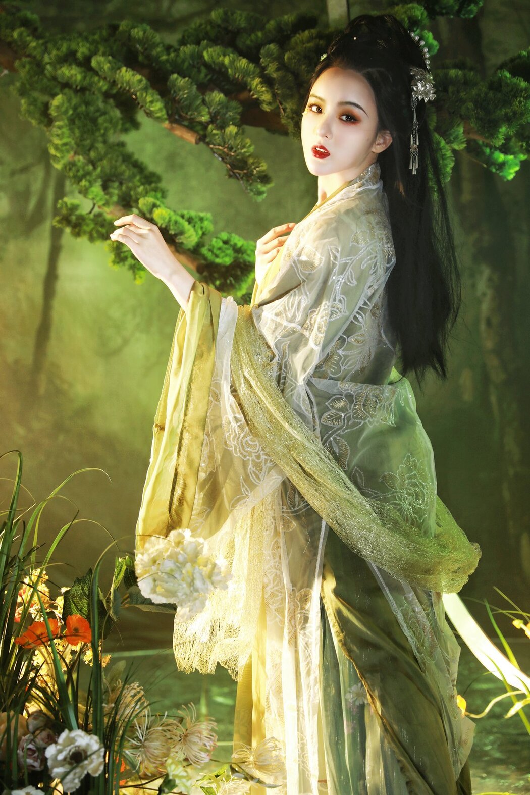 YiTuYu艺图语 Vol.2732 Tian Qing Hou De Ying Hua Hua