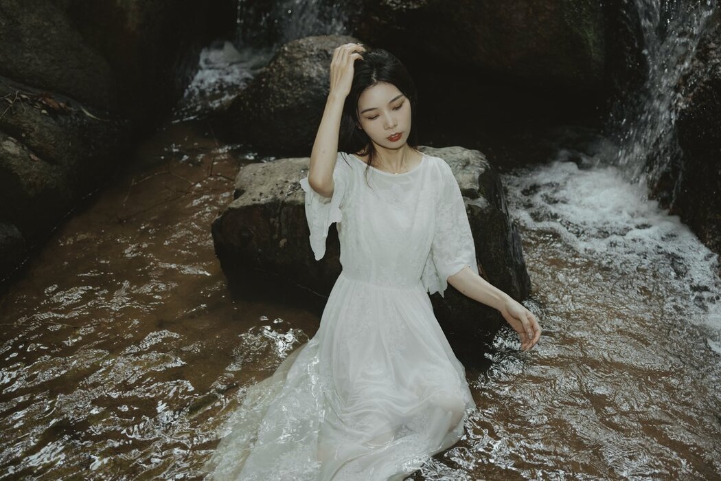 YiTuYu艺图语 Vol.2729 Tang Tang