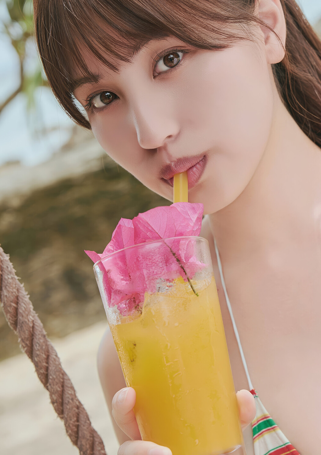 Fuka Hanasaki 花咲楓香, 写真集 「Triple Crown」 Set.01