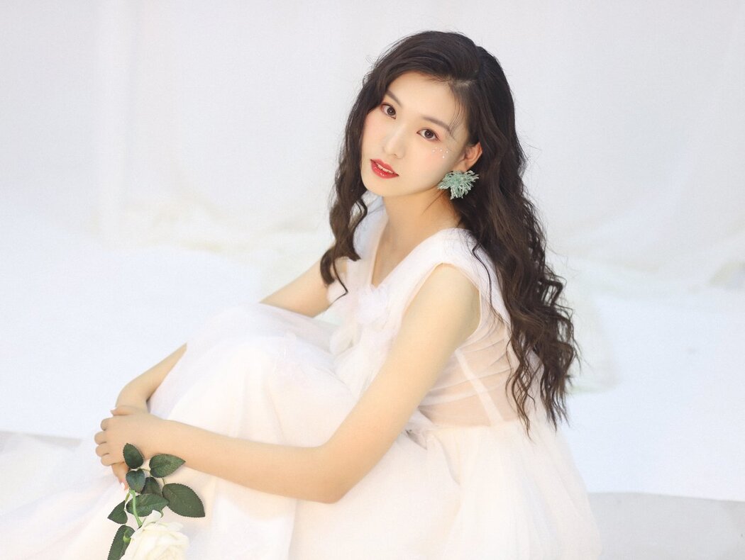 YiTuYu艺图语 Vol.2737 Shao Zi