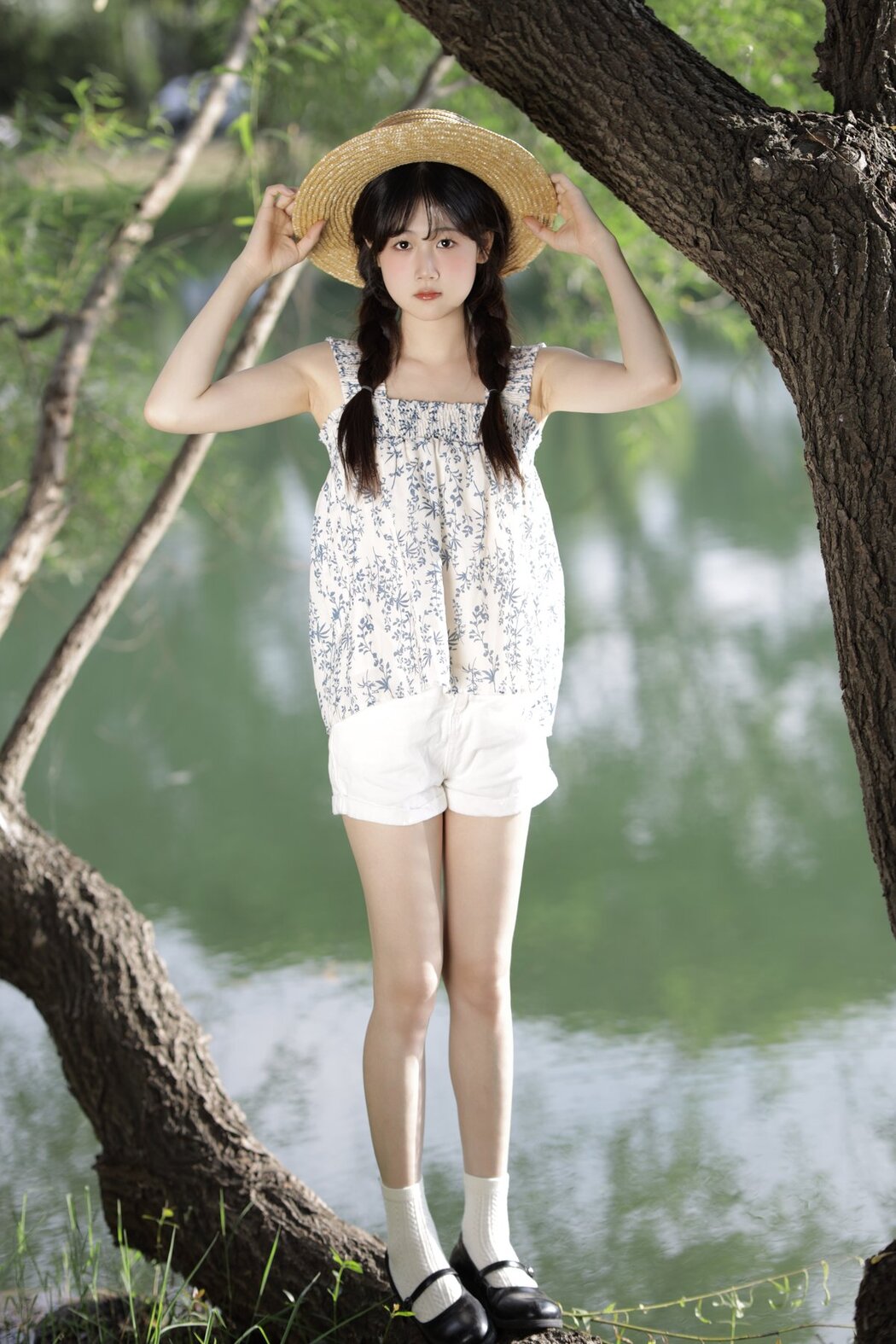 YiTuYu艺图语 Vol.2878 Xiao E Jiang Jiang Jiang