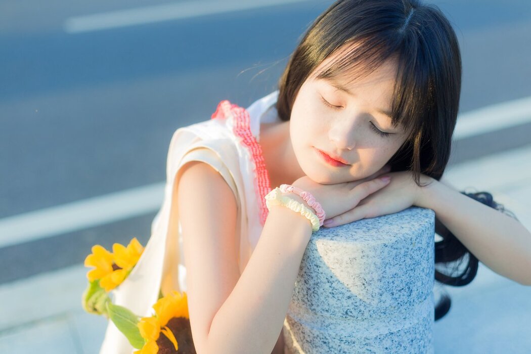 YiTuYu艺图语 Vol.2774 Xiao Yi Mei Mei Cute