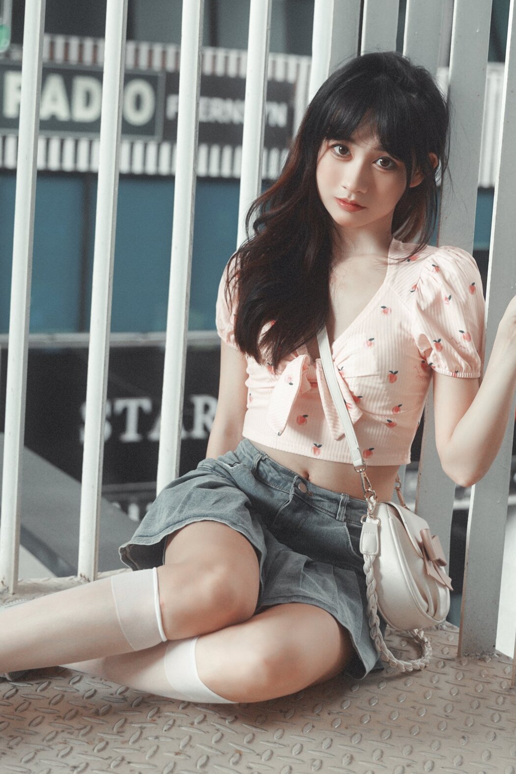 YiTuYu艺图语 Vol.2767 Lin Lin Cover Photo