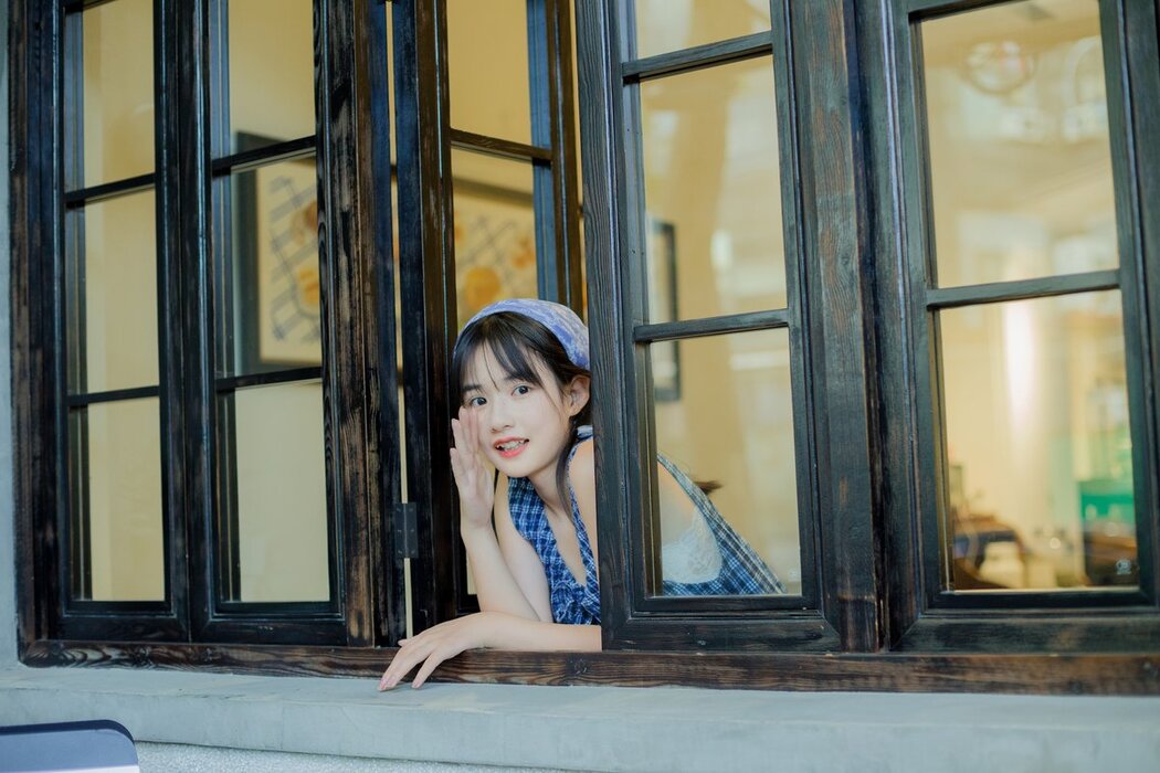 YiTuYu艺图语 Vol.2751 Xiao Yi Mei Mei Cute