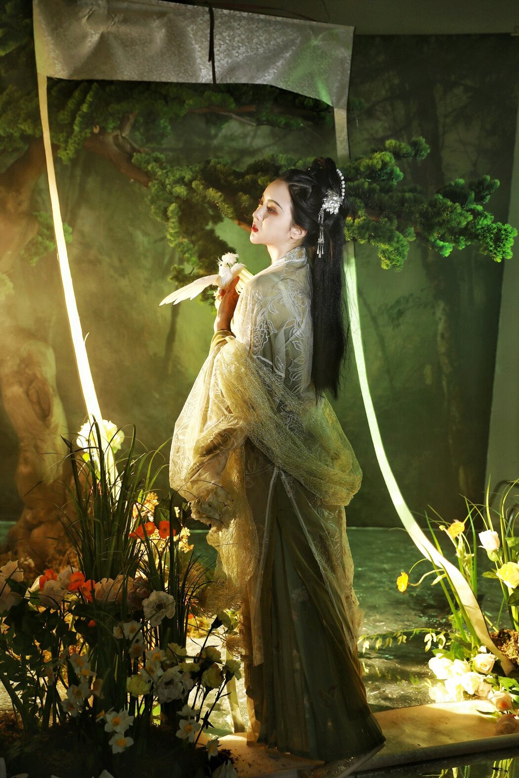 YiTuYu艺图语 Vol.2732 Tian Qing Hou De Ying Hua Hua