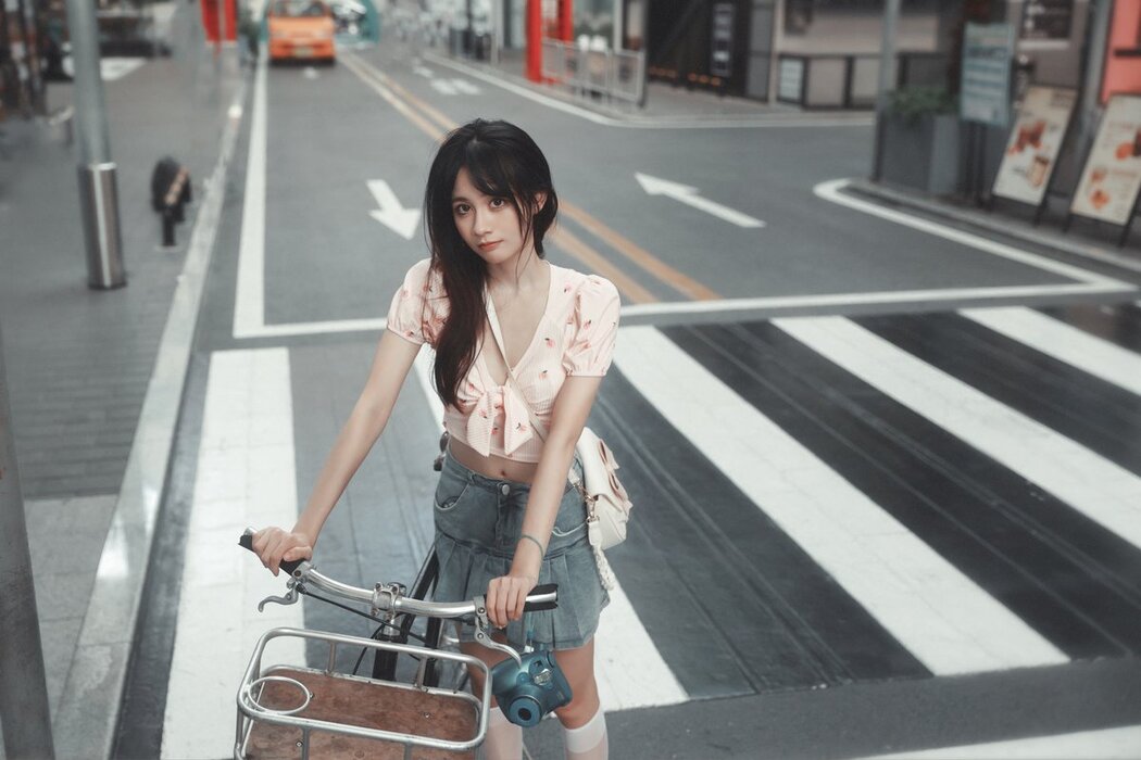 YiTuYu艺图语 Vol.2767 Lin Lin
