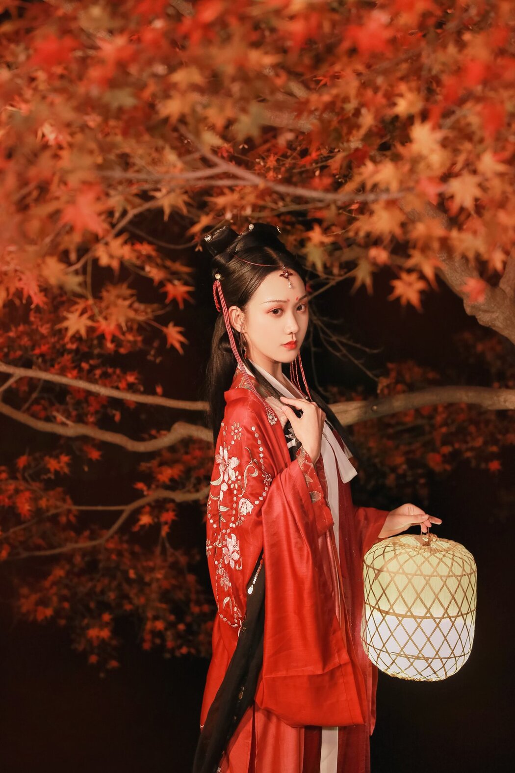 YiTuYu艺图语 Vol.2813 Jia Lian Yu Yu