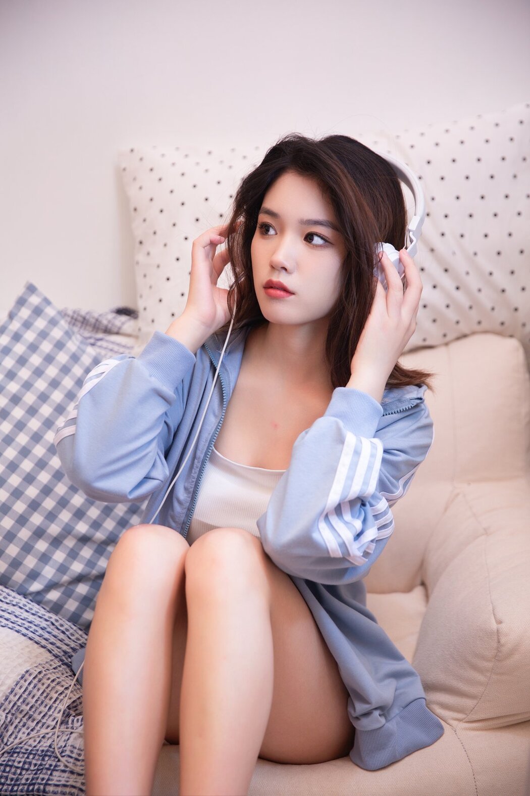YiTuYu艺图语 Vol.2892 Kim