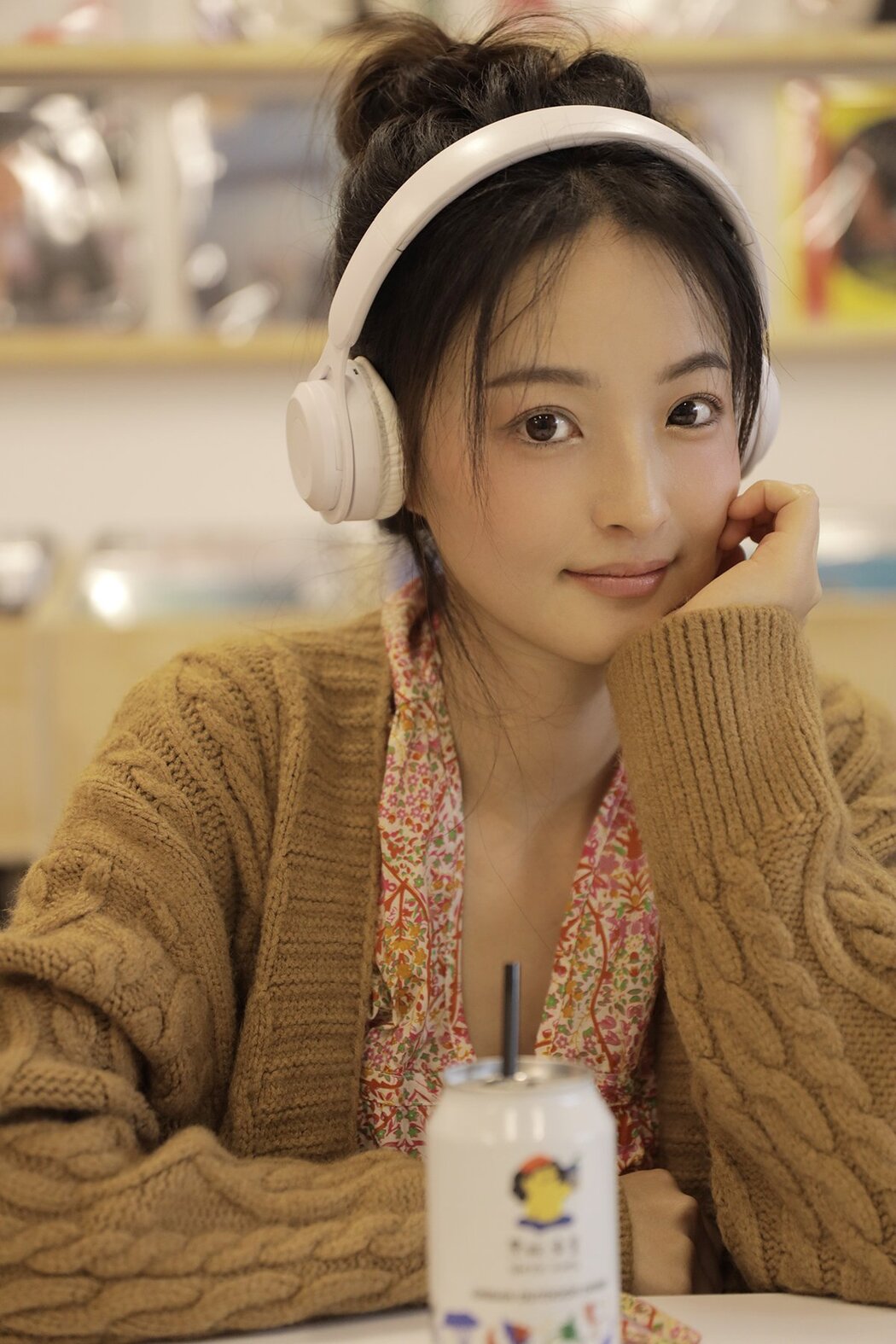 YiTuYu艺图语 Vol.2770 Yu Wei Jiang Cover Photo