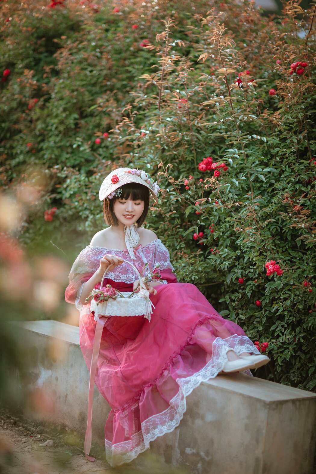 YiTuYu艺图语 Vol.2821 Dong Qin