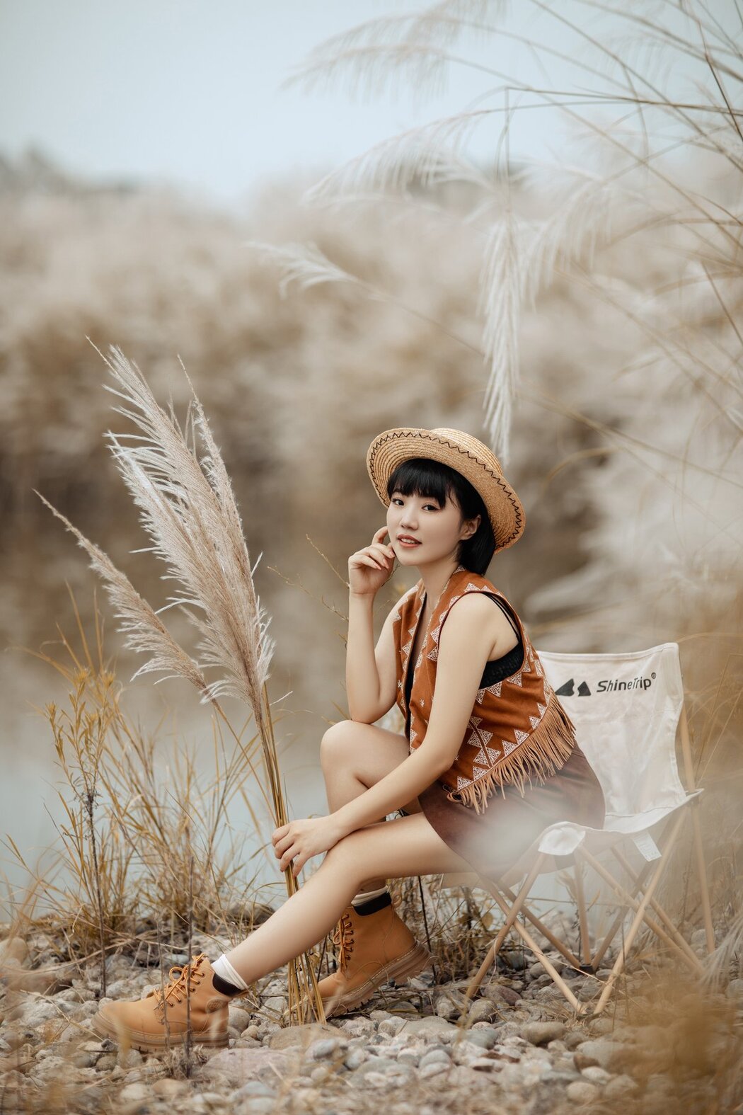 YiTuYu艺图语 Vol.2871 Dong Qin