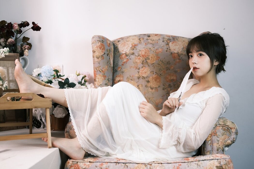 YiTuYu艺图语 Vol.2785 Ha Ji Ma Hua