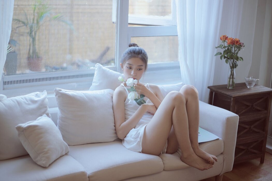 YiTuYu艺图语 Vol.2746 Yue Yue