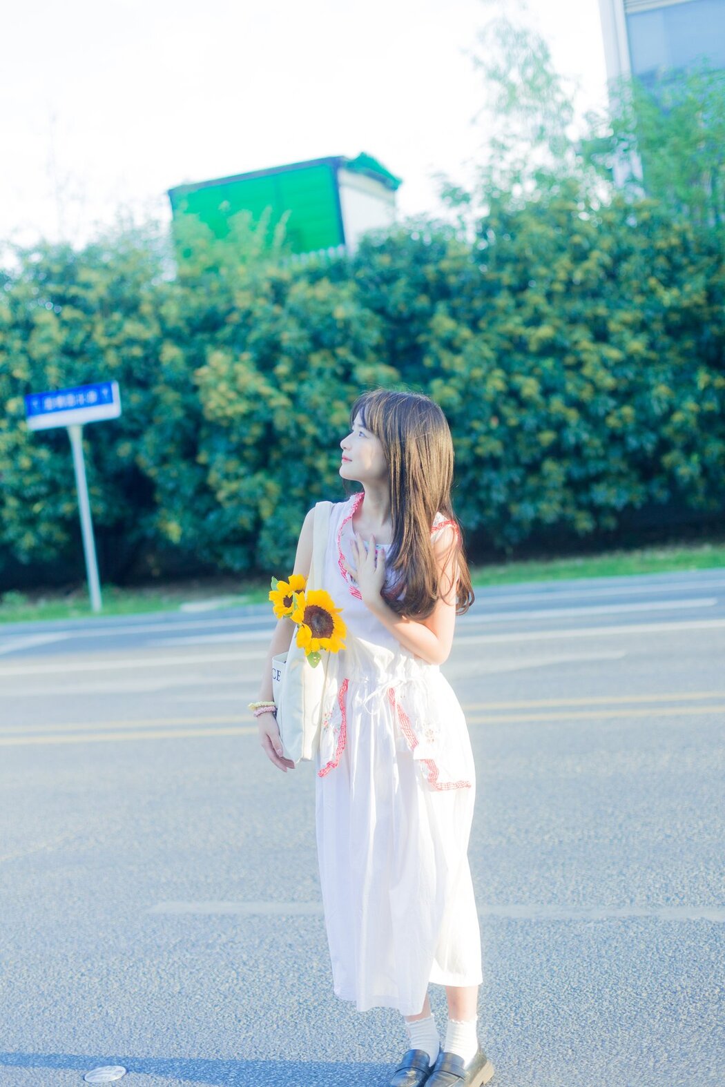YiTuYu艺图语 Vol.2774 Xiao Yi Mei Mei Cute