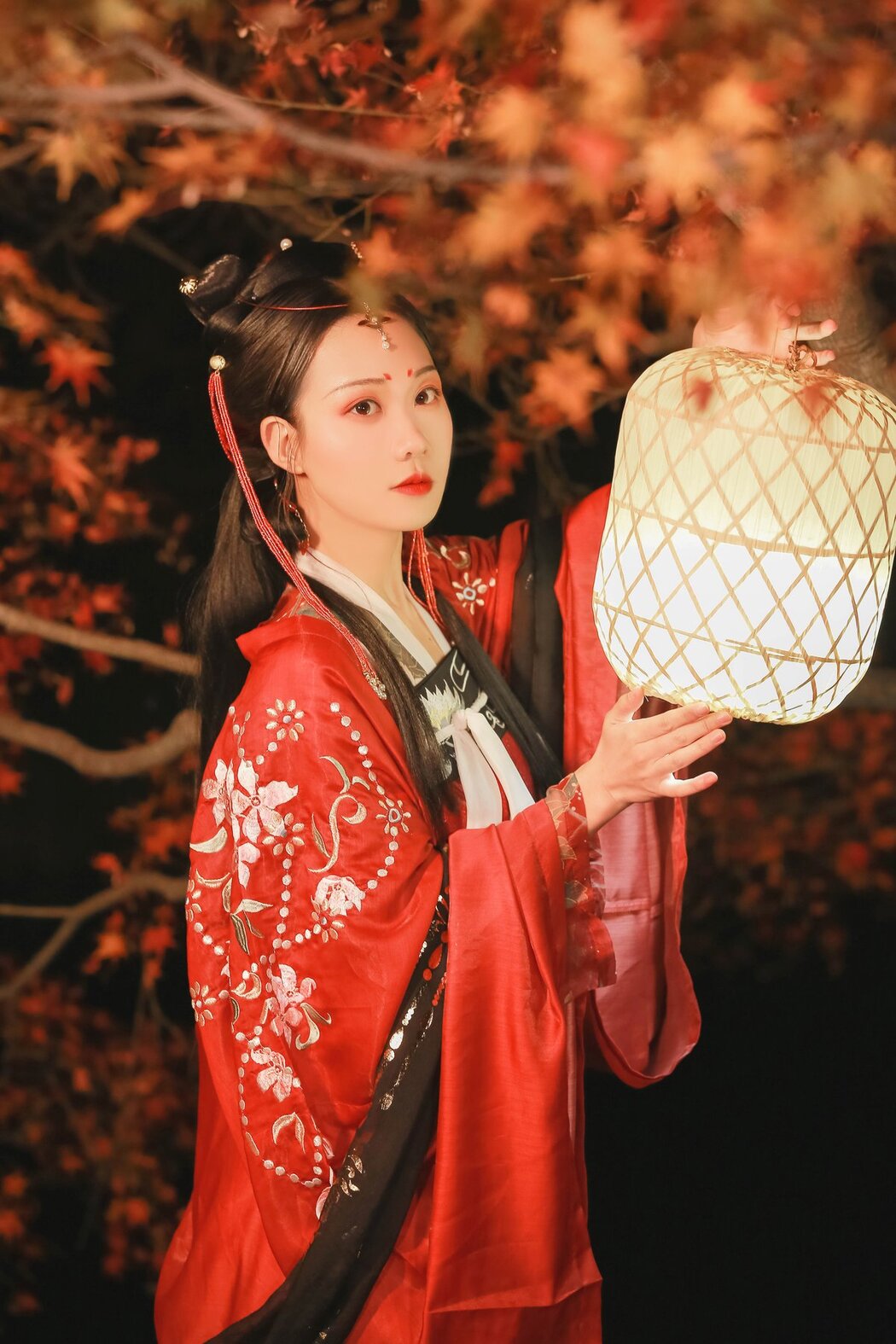 YiTuYu艺图语 Vol.2813 Jia Lian Yu Yu