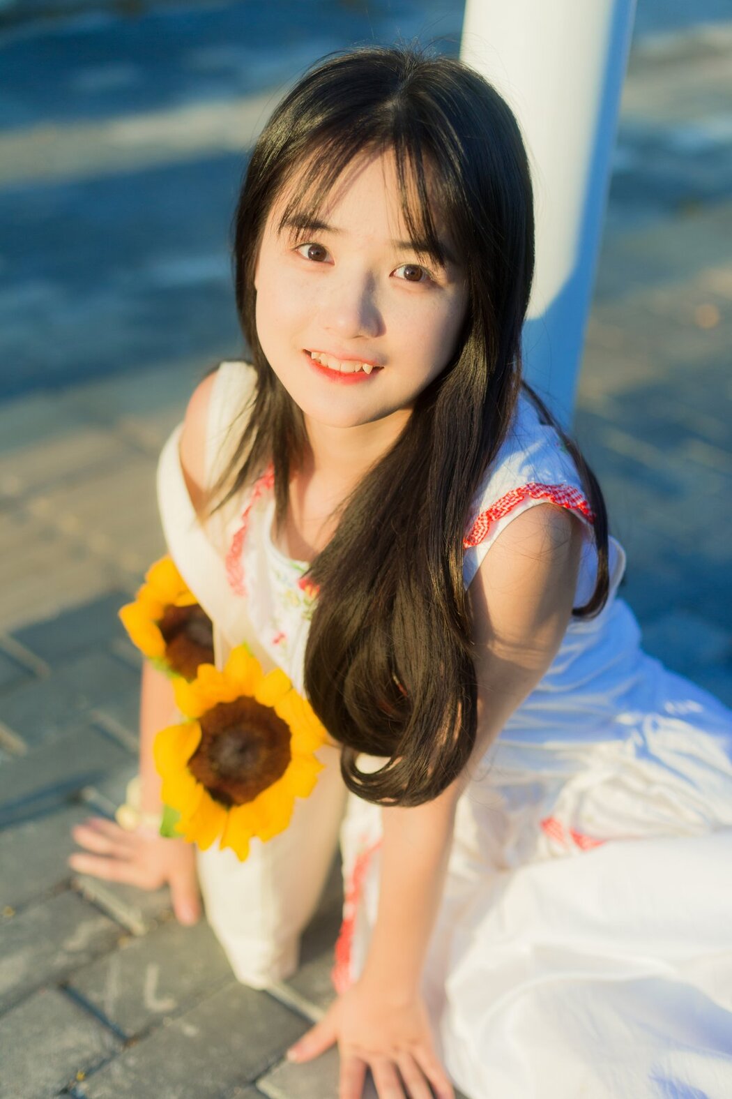 YiTuYu艺图语 Vol.2774 Xiao Yi Mei Mei Cute