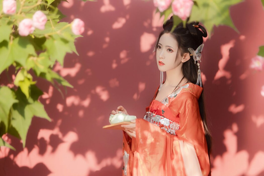 YiTuYu艺图语 Vol.2895 Lin Aki Nai