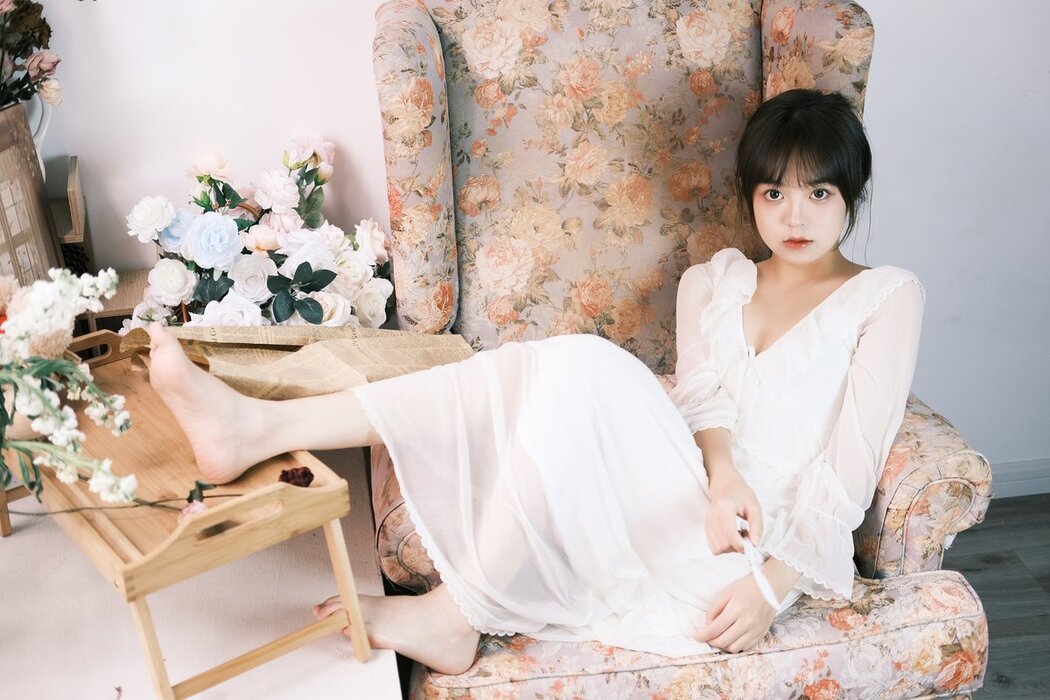 YiTuYu艺图语 Vol.2785 Ha Ji Ma Hua