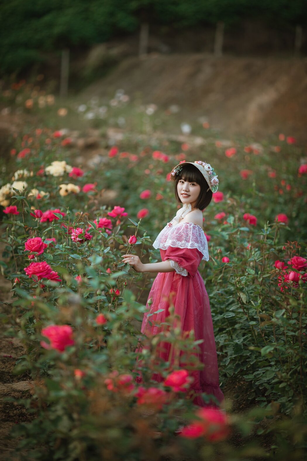 YiTuYu艺图语 Vol.2821 Dong Qin