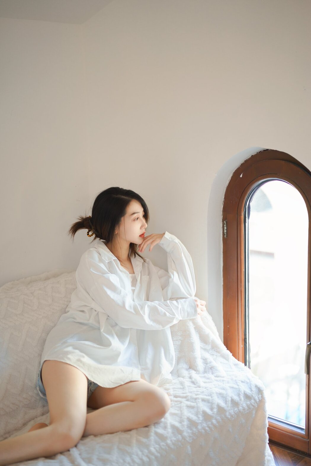 YiTuYu艺图语 Vol.2846 Bo Luo