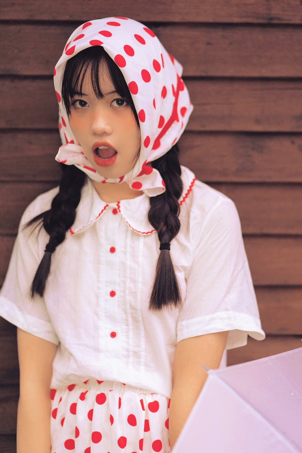 YiTuYu艺图语 Vol.2802 Izumi Izumi