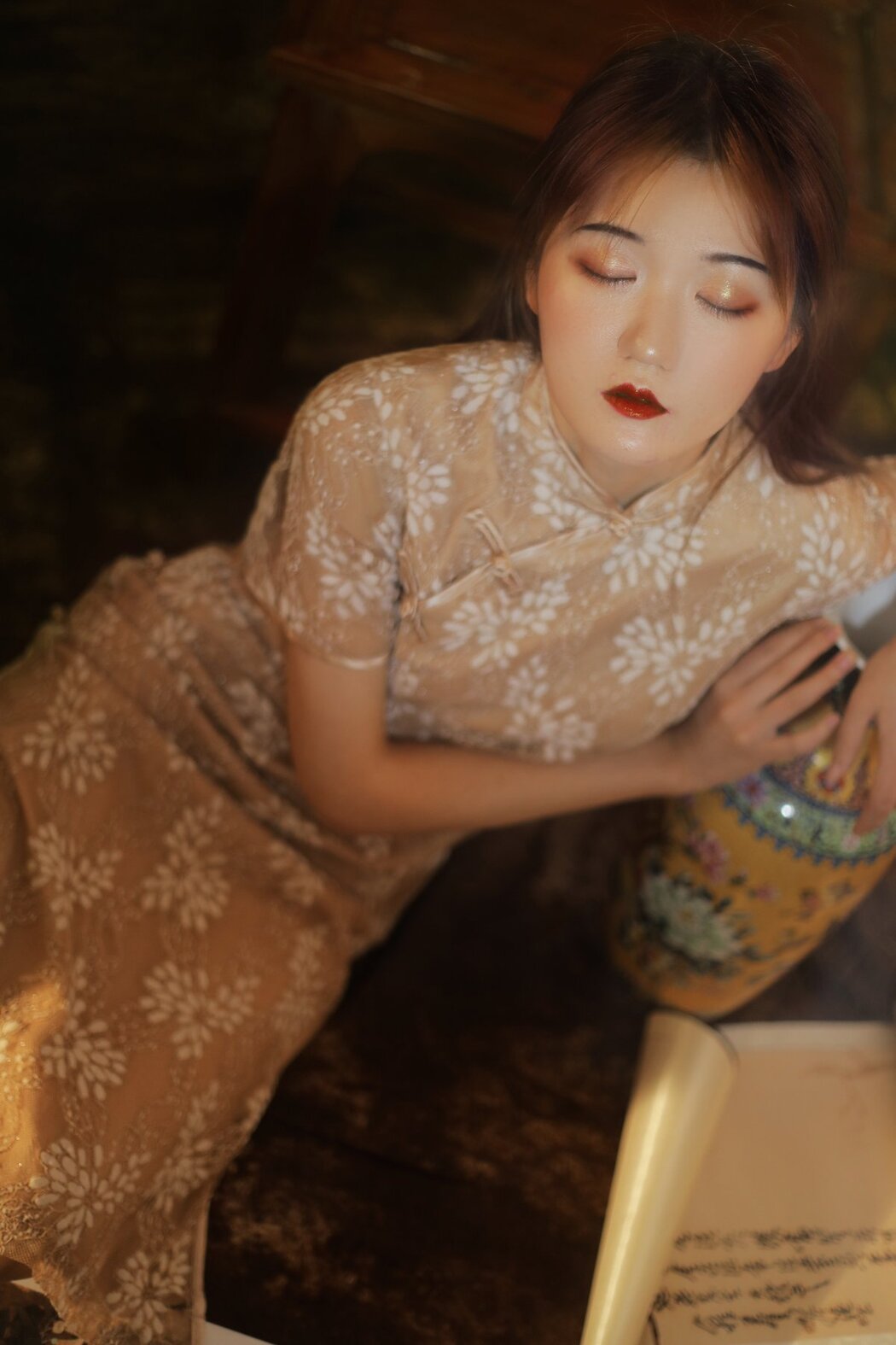YiTuYu艺图语 Vol.2851 Da Bai Tu Nai Tang