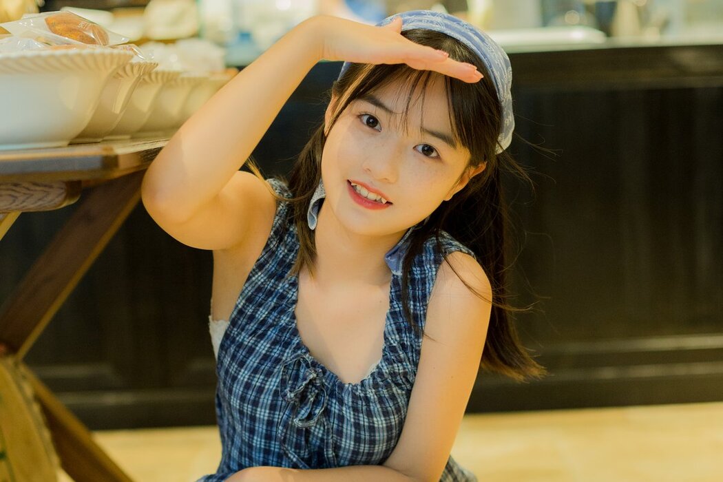 YiTuYu艺图语 Vol.2751 Xiao Yi Mei Mei Cute