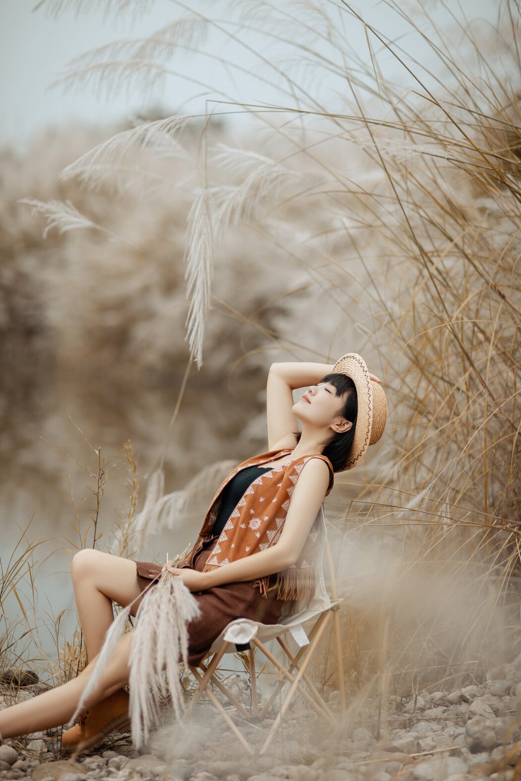 YiTuYu艺图语 Vol.2871 Dong Qin
