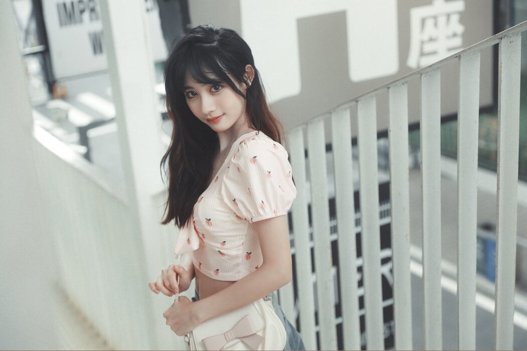 YiTuYu艺图语 Vol.2767 Lin Lin
