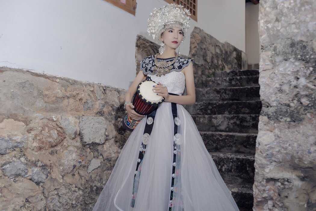 YiTuYu艺图语 Vol.2741 Yi Ming