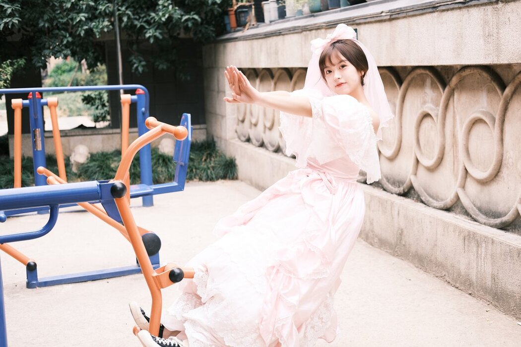 YiTuYu艺图语 Vol.2734 Ha Ji Ma Hua