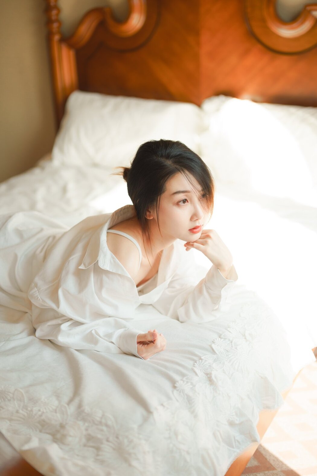 YiTuYu艺图语 Vol.2846 Bo Luo