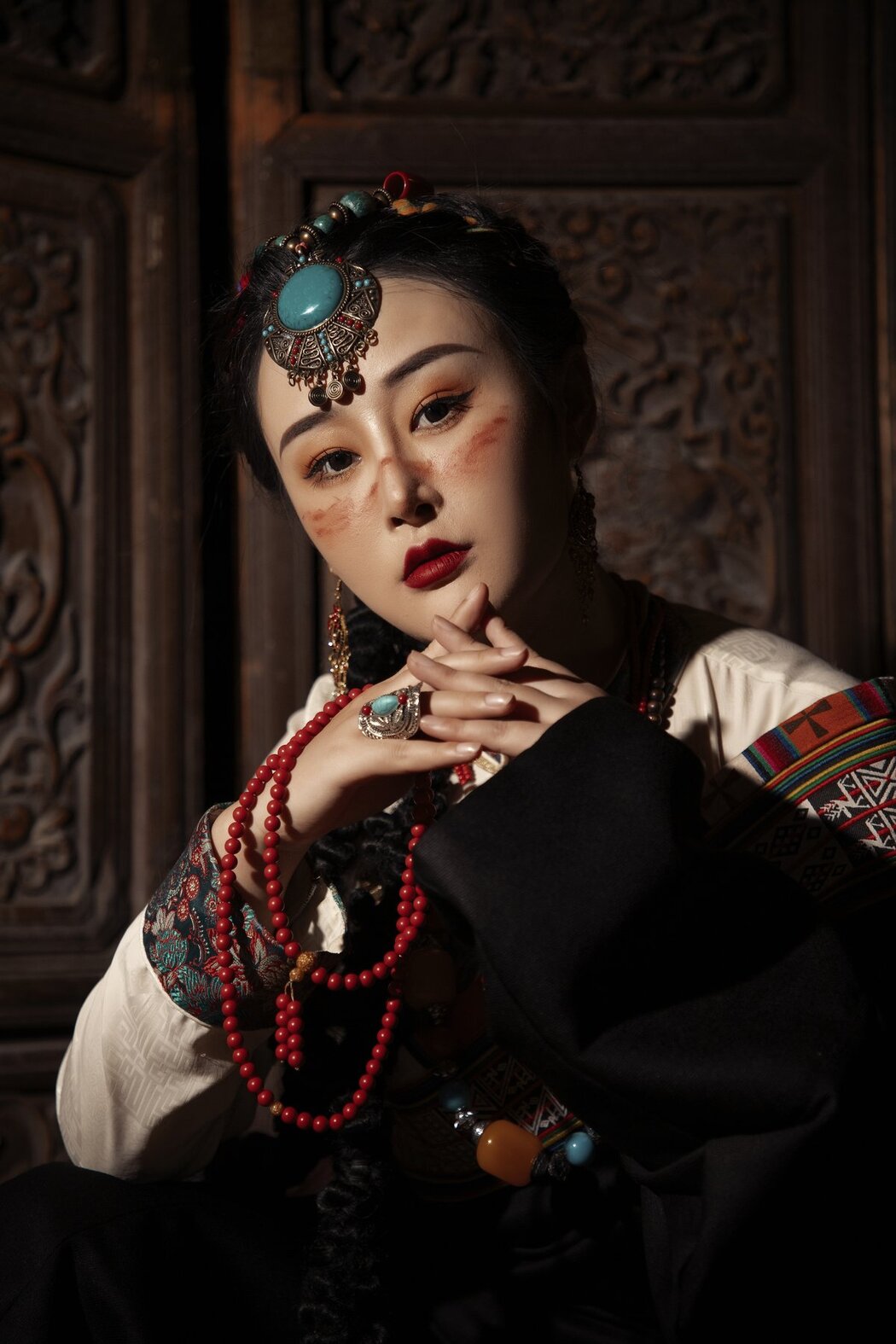 YiTuYu艺图语 Vol.2859 Lin Lin