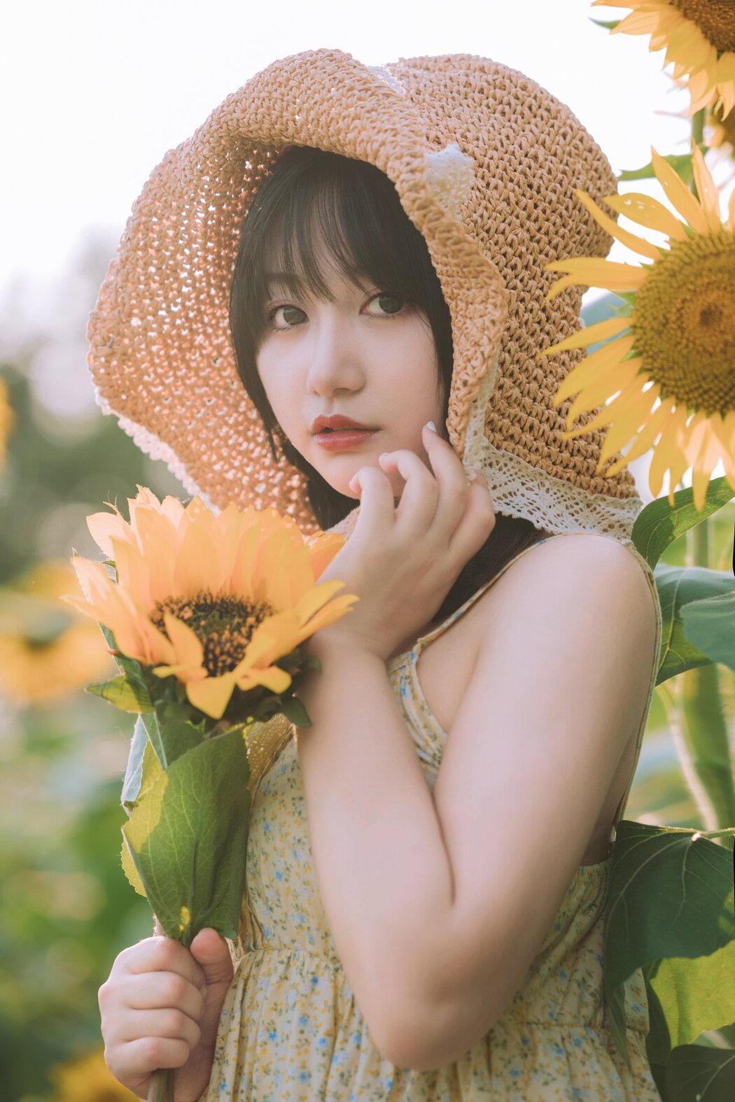 YiTuYu艺图语 Vol.2914 Jin Zhan Li