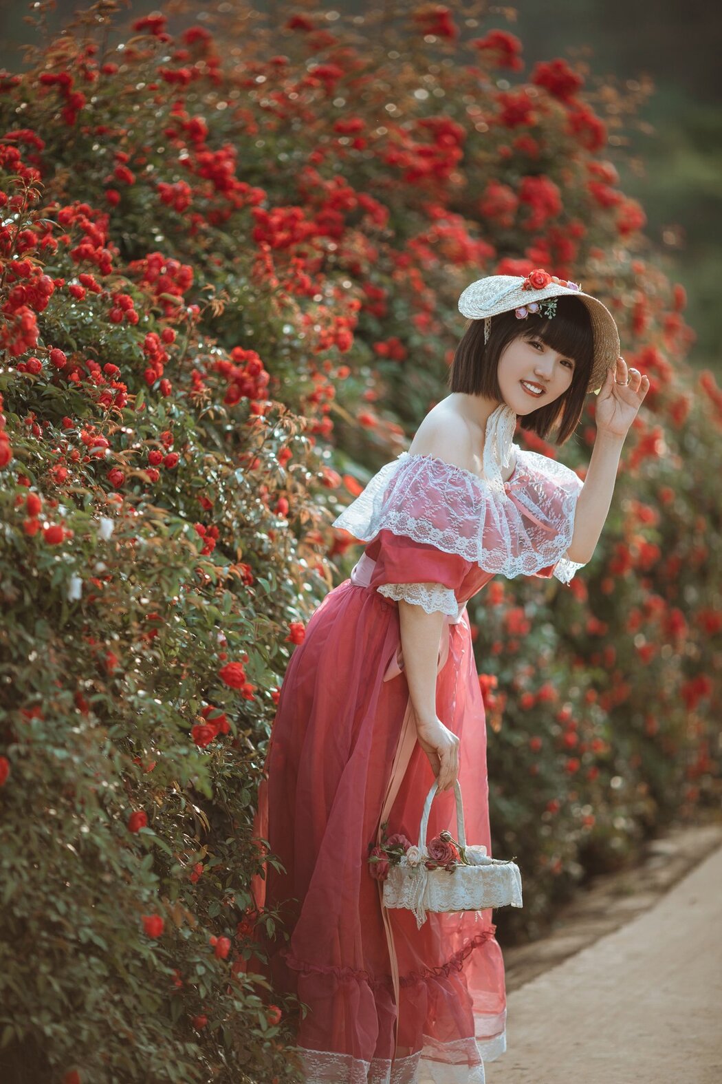 YiTuYu艺图语 Vol.2821 Dong Qin