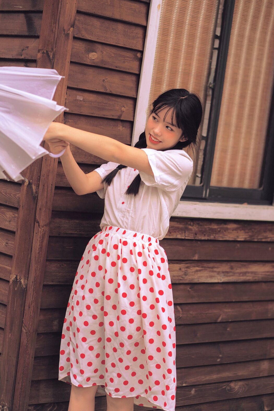 YiTuYu艺图语 Vol.2802 Izumi Izumi