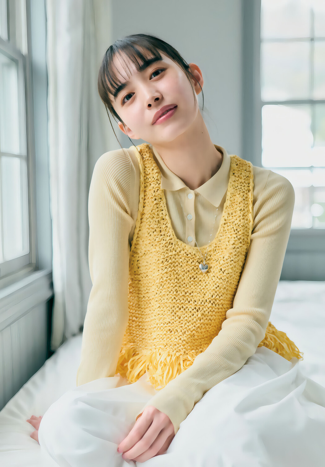 Hiroe Igeta 井桁弘恵, Shonen Magazine 2025 No.25 (週刊少年マガジン 2025年25号)