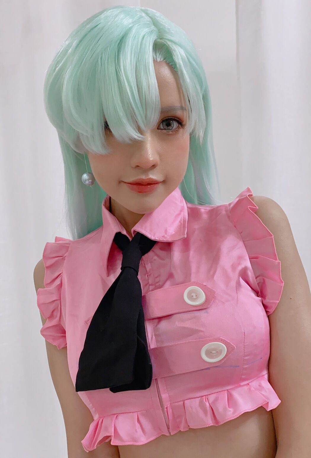 Coser@PingPing – Elizabeth Liones