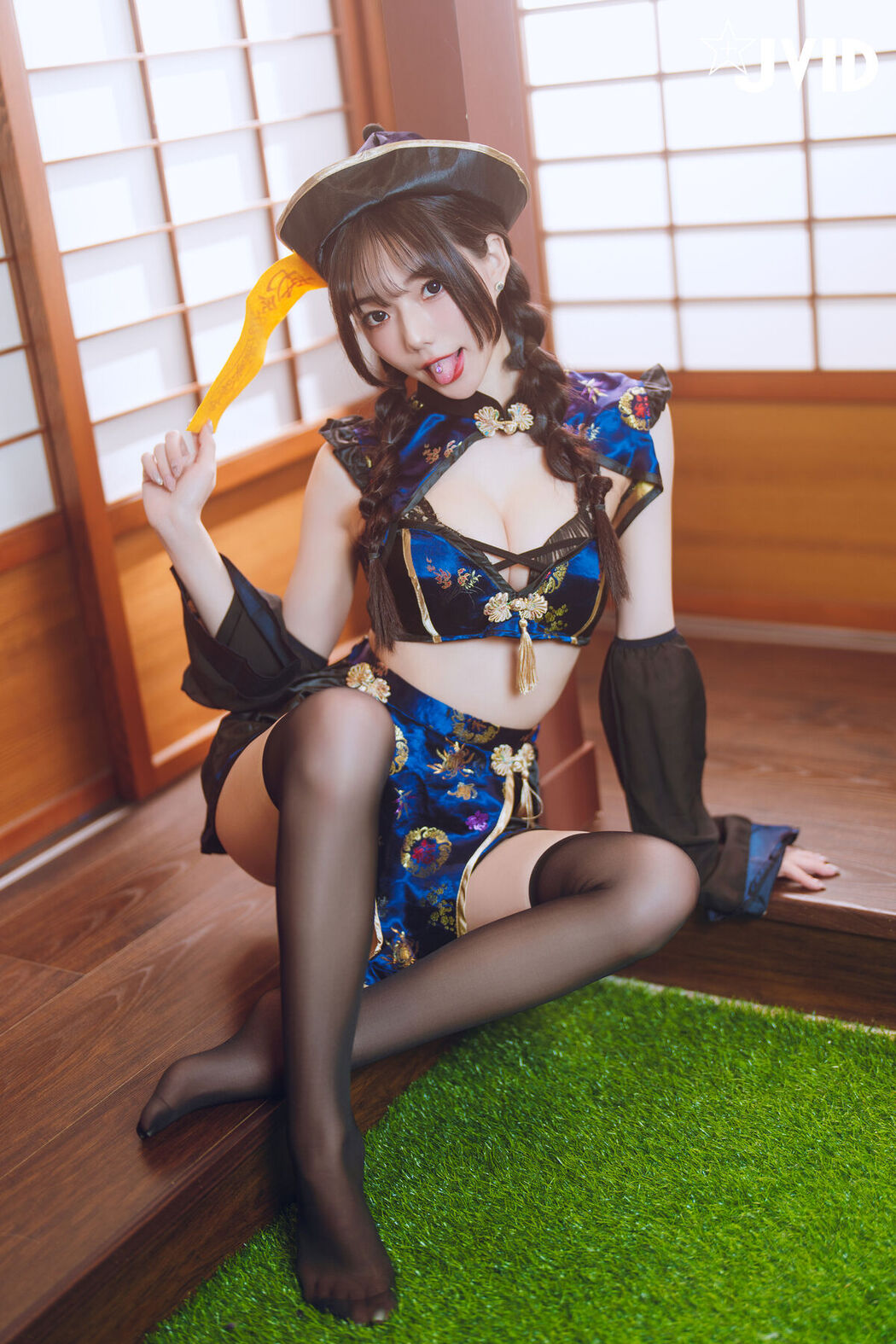 JVID Jiu Jiu 啾啾 – ゾンビ殭屍版女友注射愛の能量變成人類 Part1