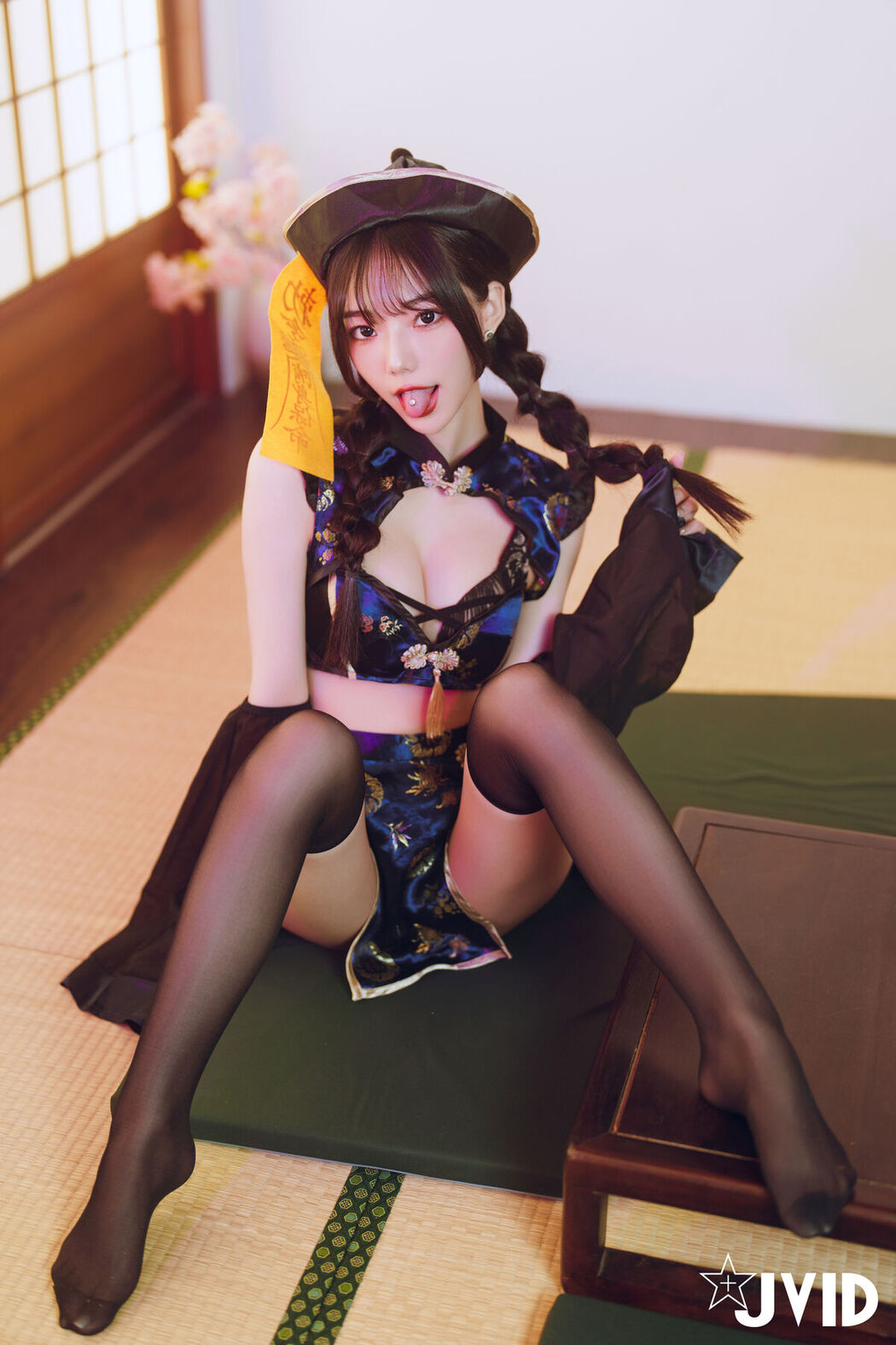 JVID Jiu Jiu 啾啾 – ゾンビ殭屍版女友注射愛の能量變成人類 Part3