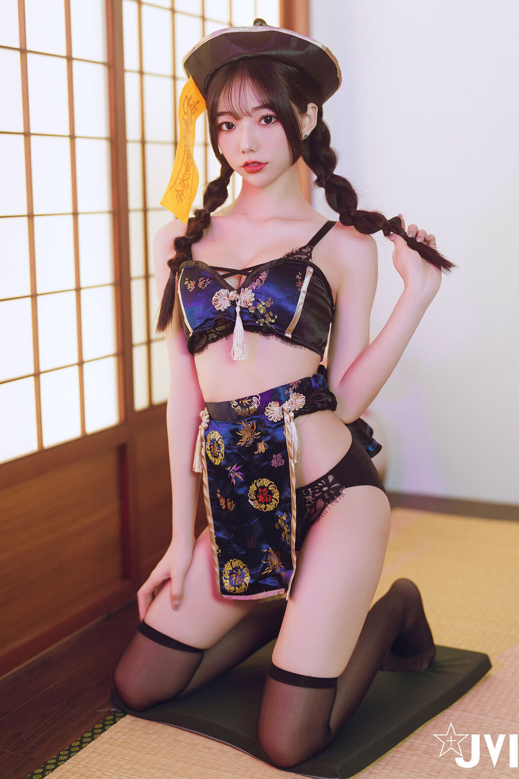 JVID Jiu Jiu 啾啾 – ゾンビ殭屍版女友注射愛の能量變成人類 Part3 Cover Photo