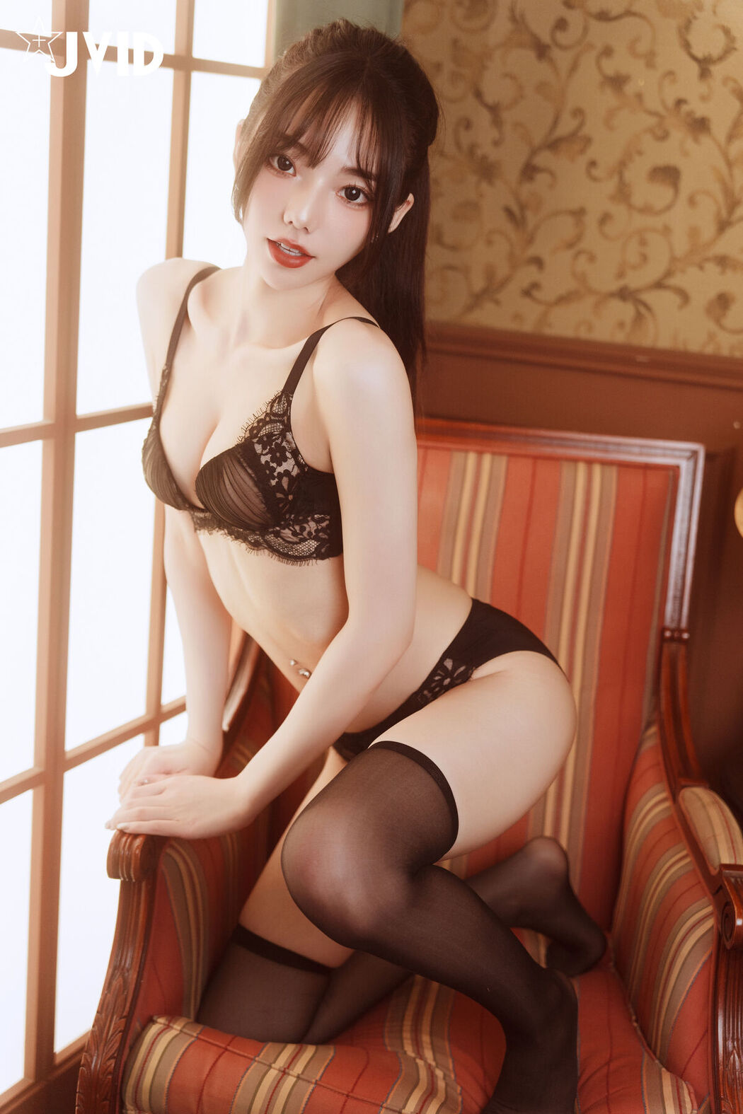 JVID Jiu Jiu 啾啾 – ゾンビ殭屍版女友注射愛の能量變成人類 Part3