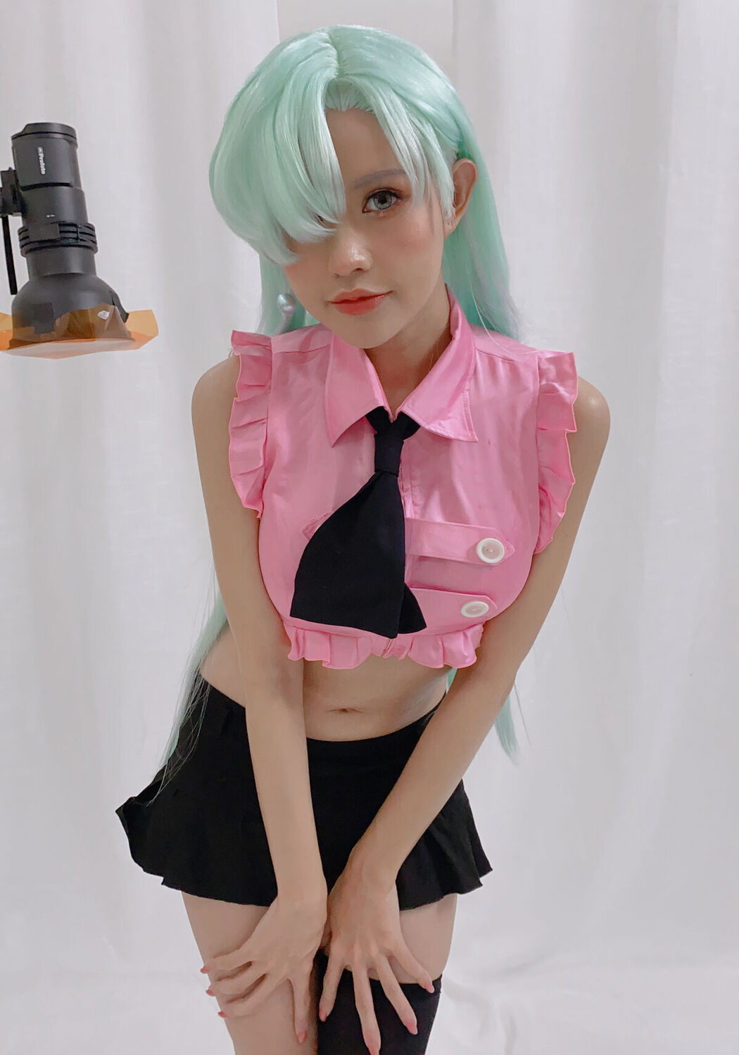Coser@PingPing – Elizabeth Liones
